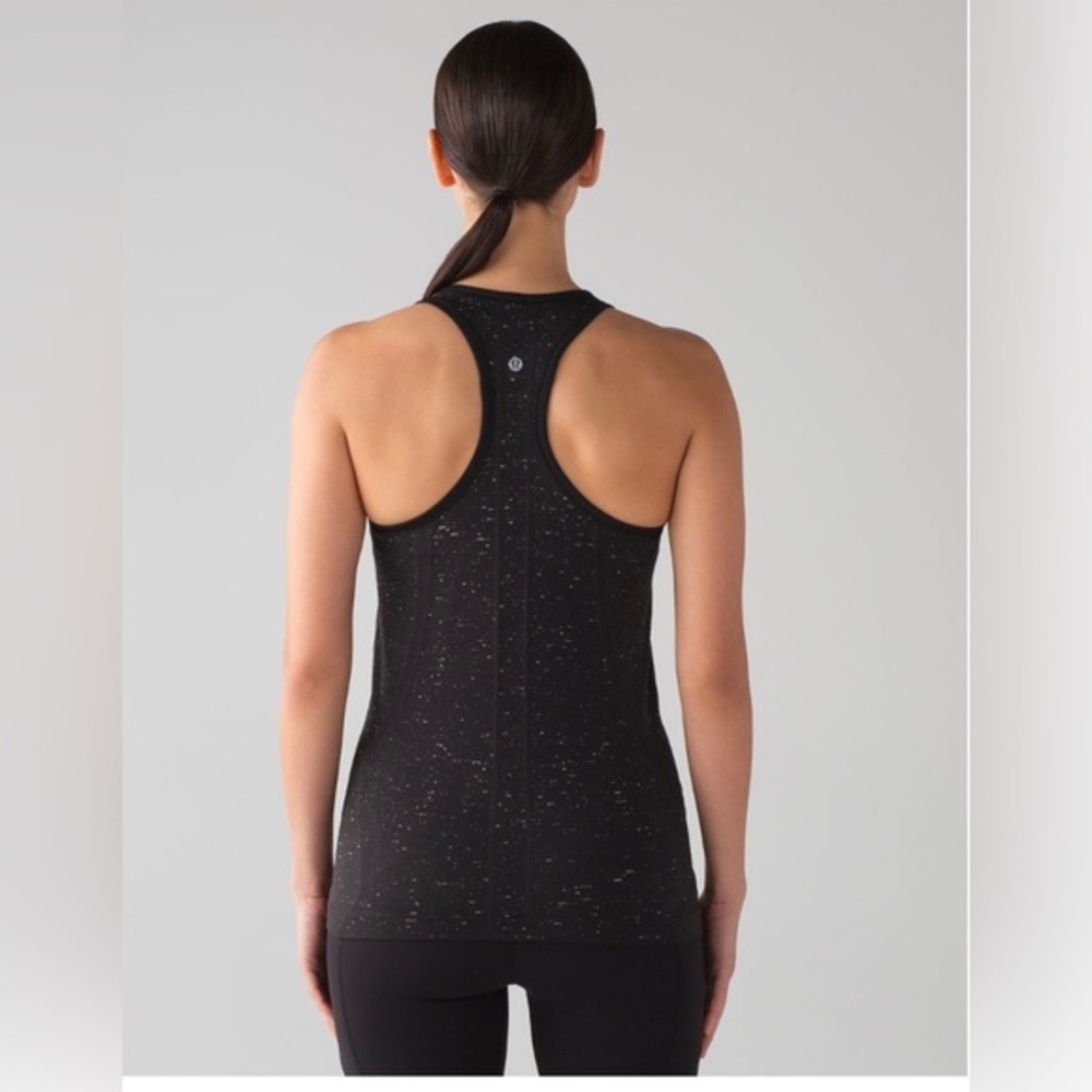 Lululemon Swiftly Tech Racerback size 6